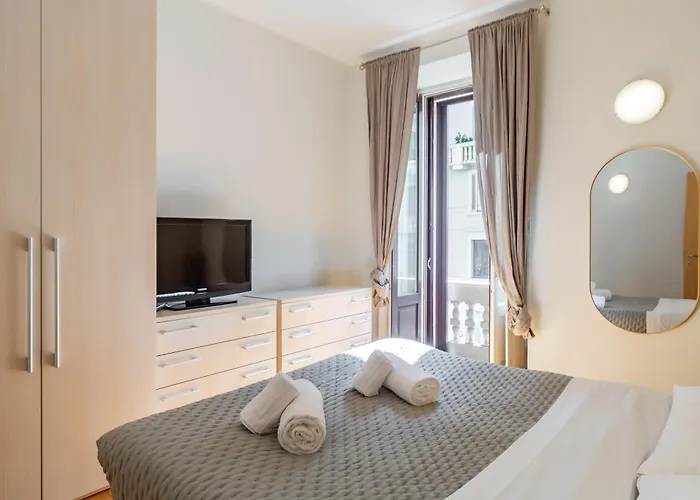 Apartment Youhosty - Arco Della Pace *