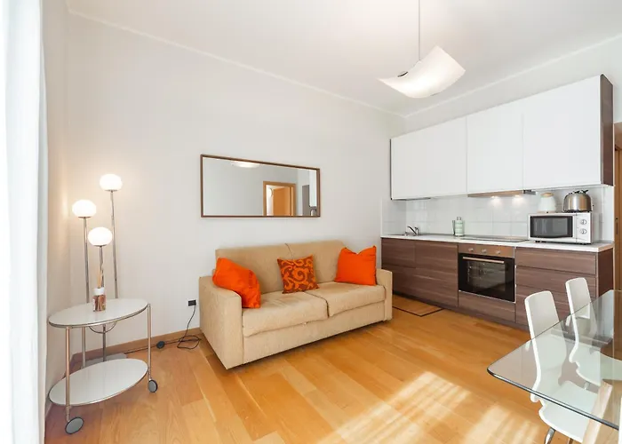 Youhosty - Arco Della Pace Apartment Milan