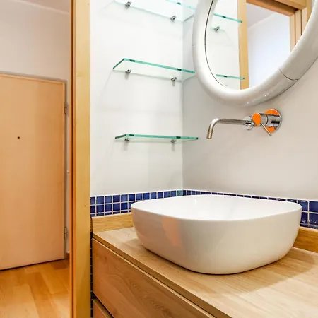 아파트 Youhosty - Arco Della Pace *