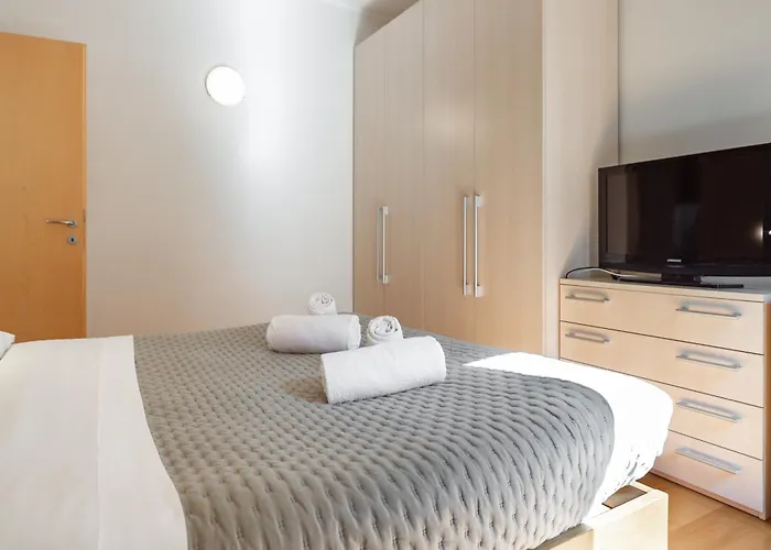 Apartament Youhosty - Arco Della Pace *