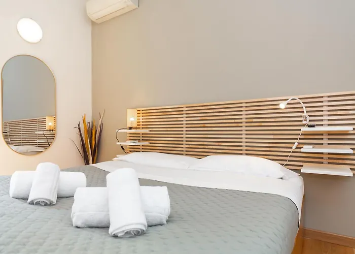 Apartament Youhosty - Arco Della Pace